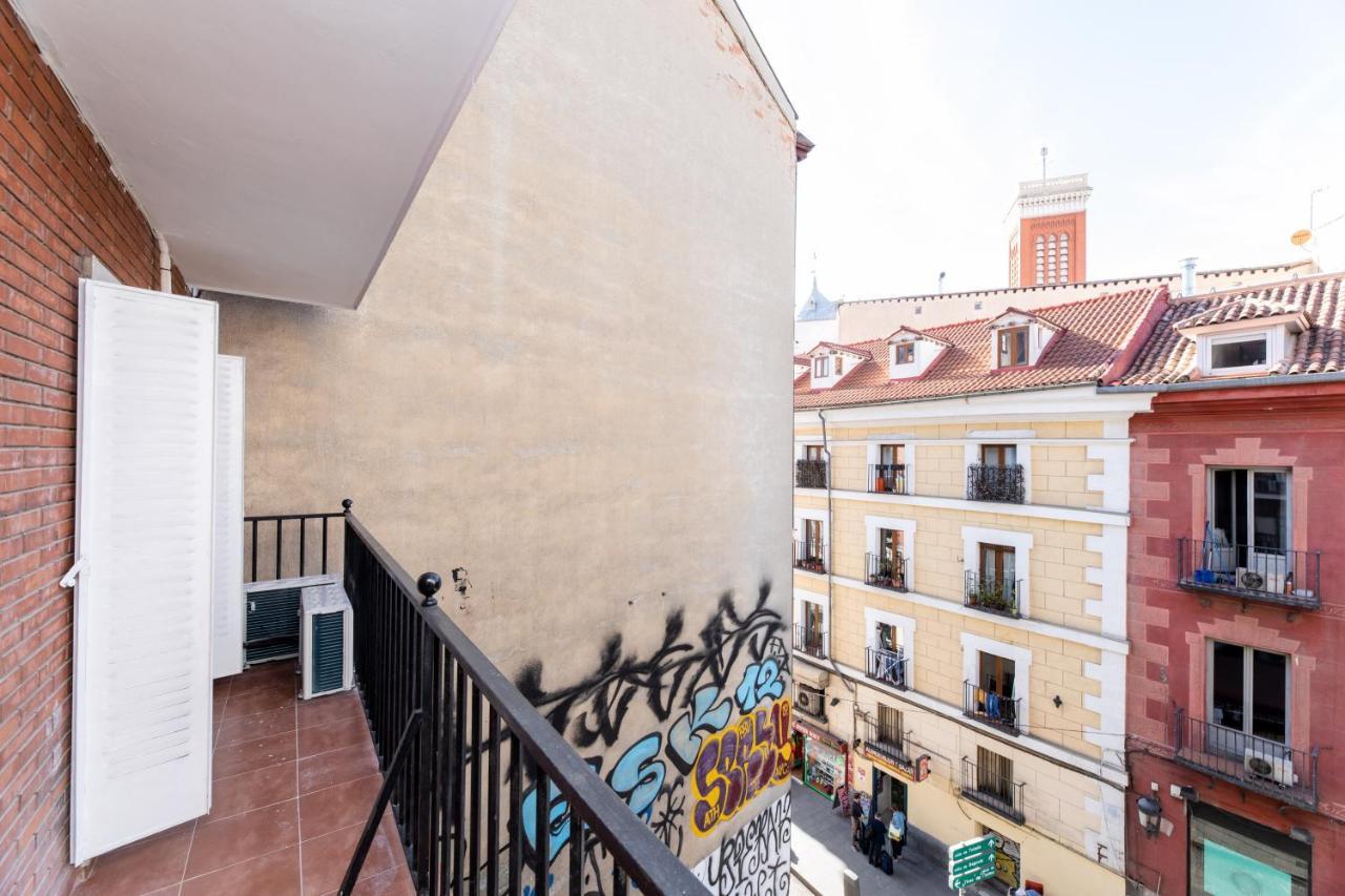 Los Apartamentos Jacinto Benavente Centro Madrid Bagian luar foto