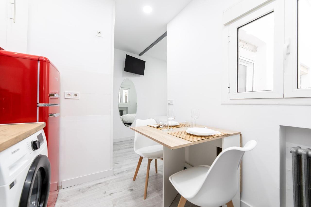 Los Apartamentos Jacinto Benavente Centro Madrid Bagian luar foto