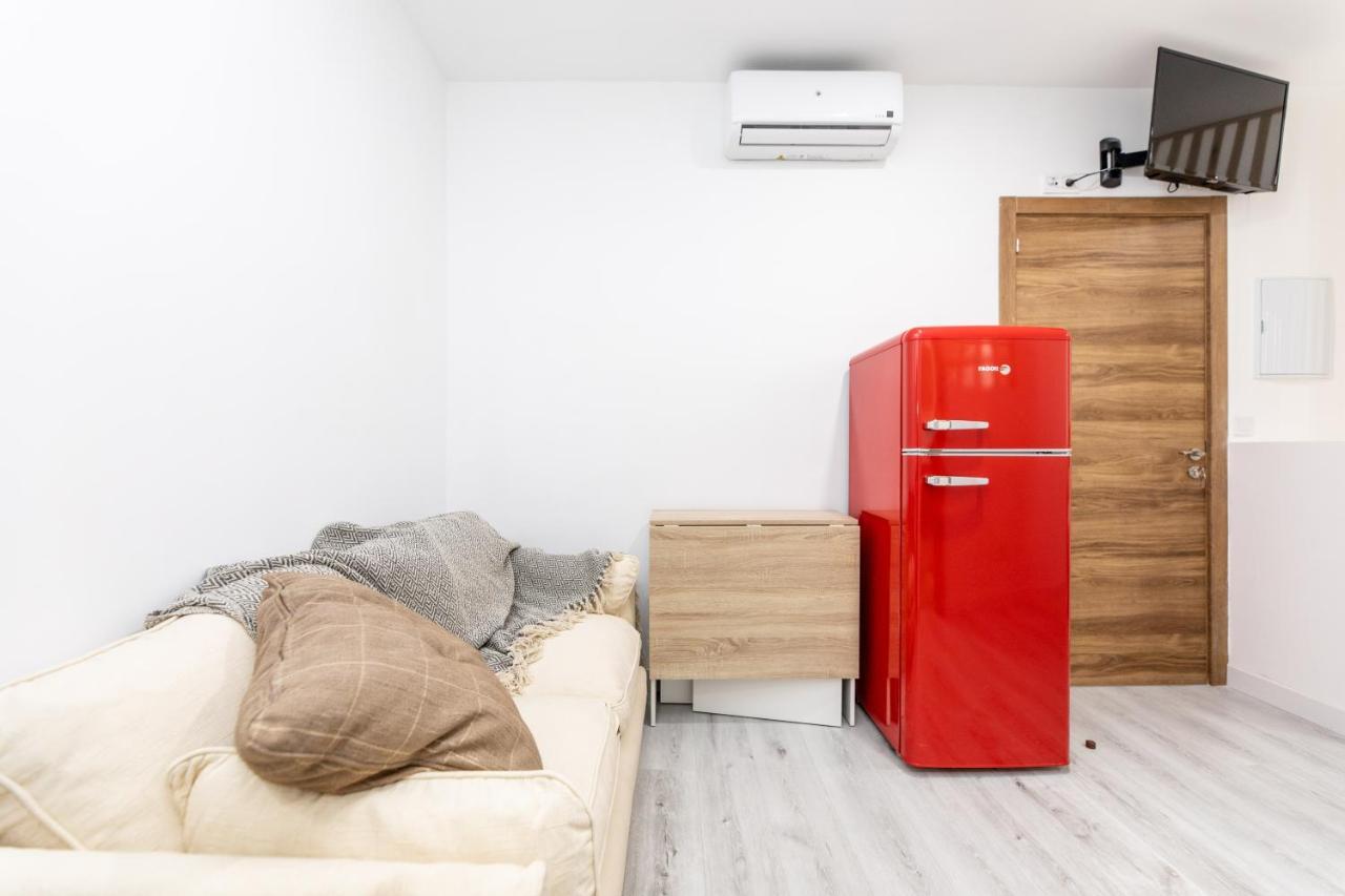Los Apartamentos Jacinto Benavente Centro Madrid Bagian luar foto