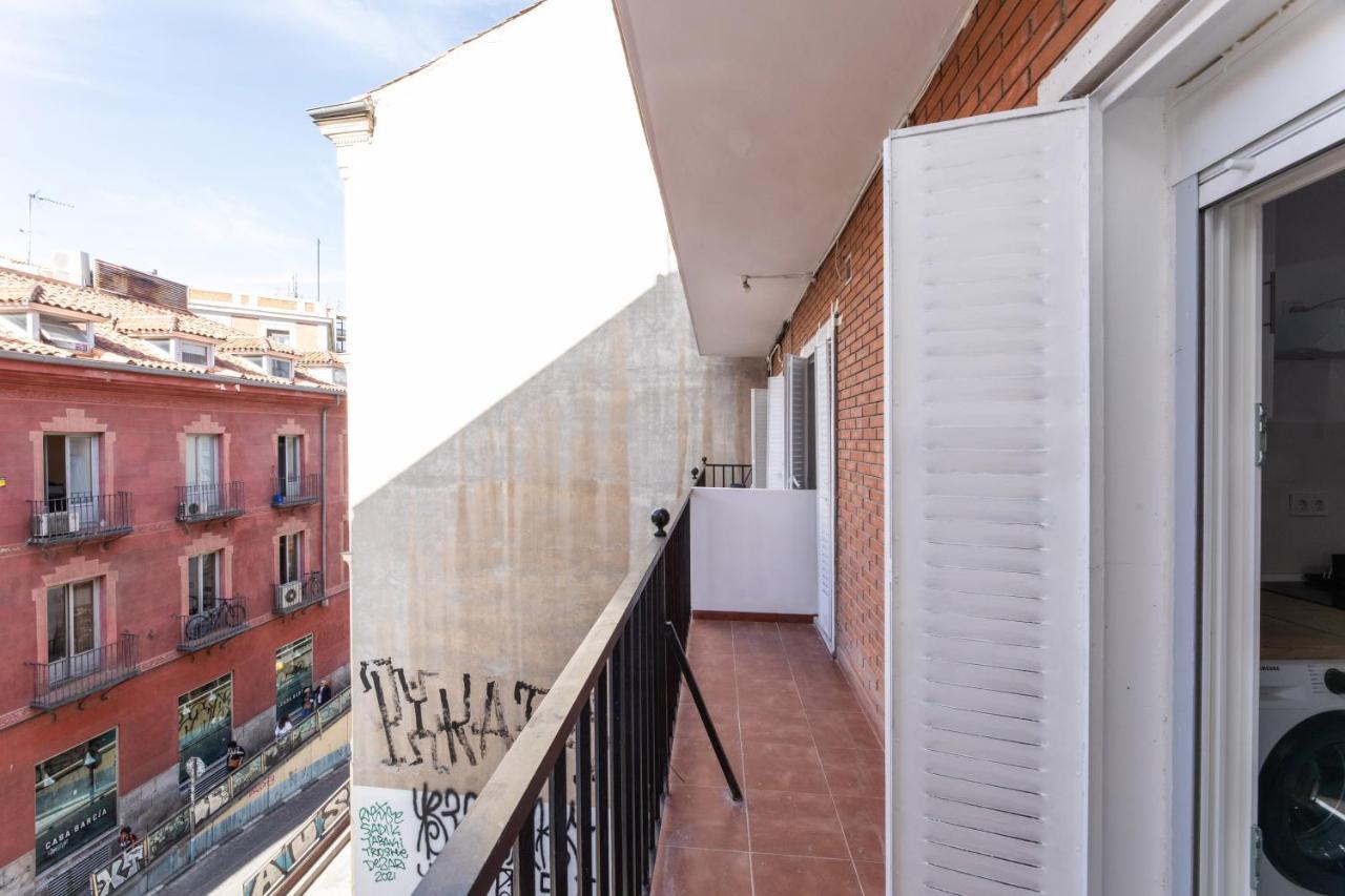 Los Apartamentos Jacinto Benavente Centro Madrid Bagian luar foto