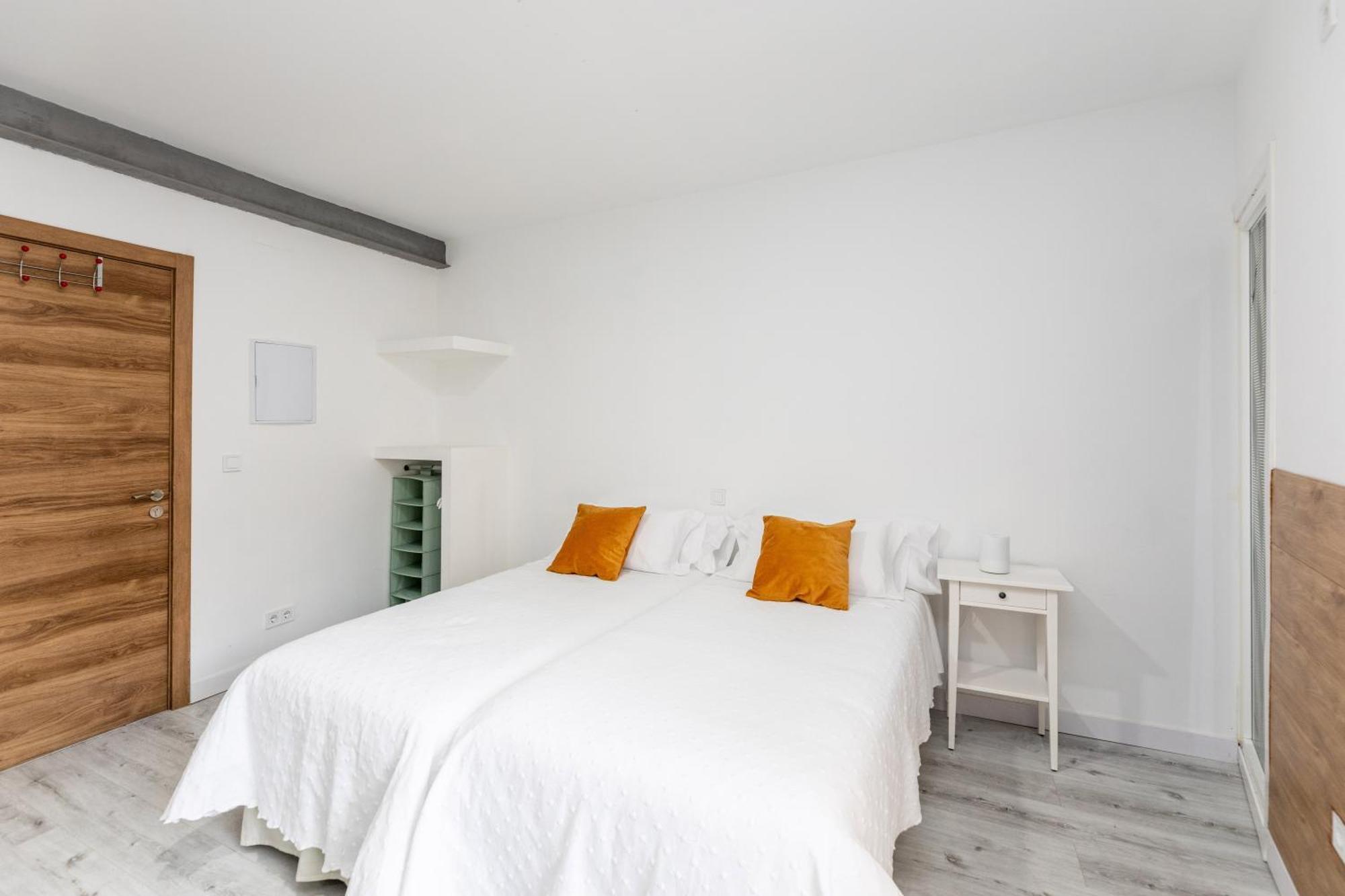Los Apartamentos Jacinto Benavente Centro Madrid Bagian luar foto